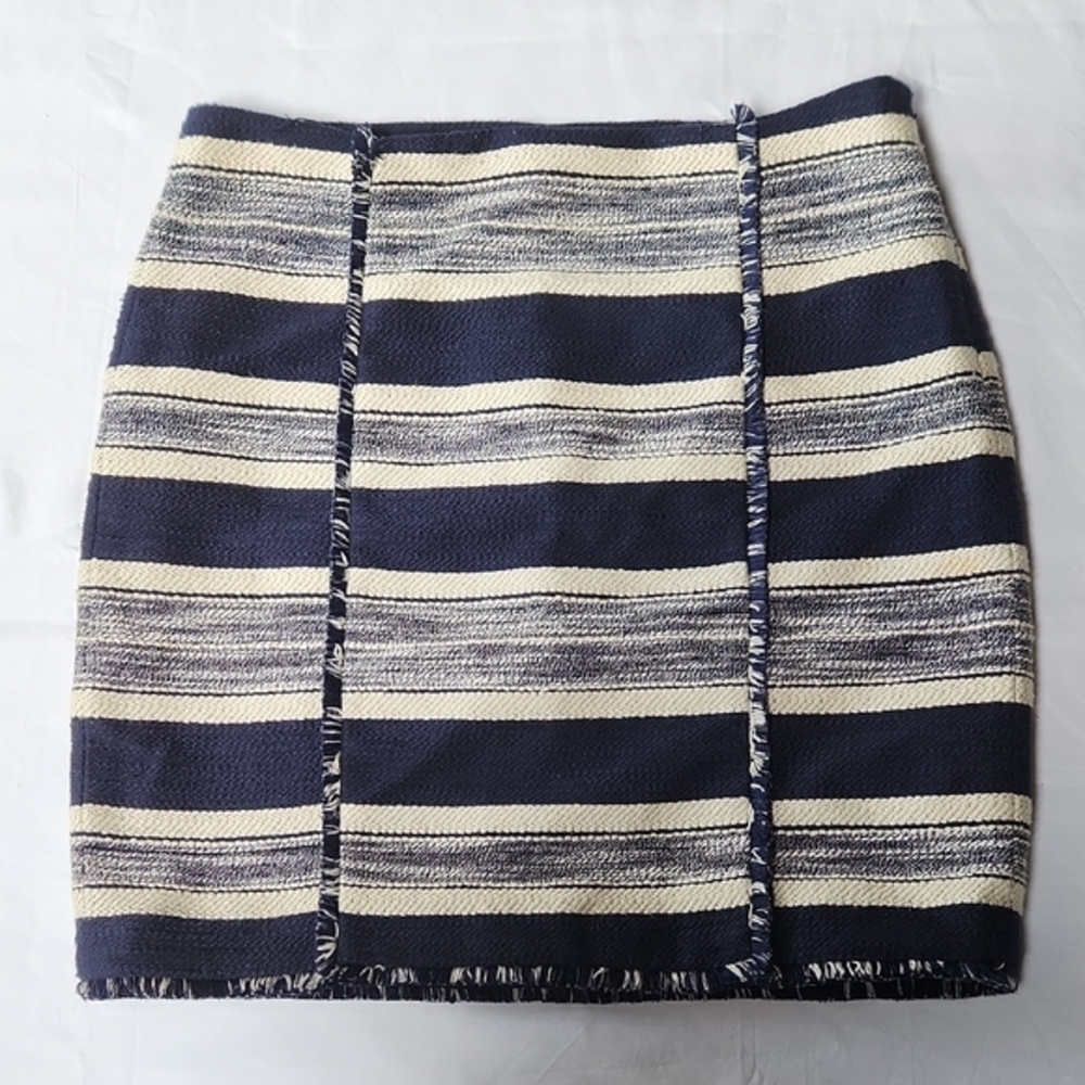 Banana Republic Navy/Cream Pencil Skirt, Size‎ 4